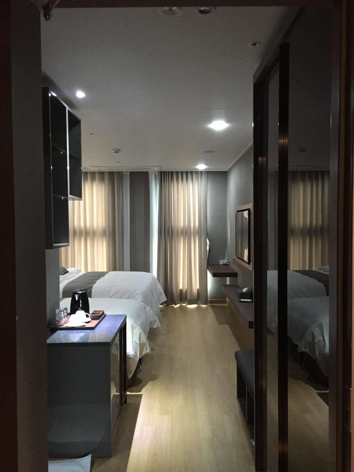 Hotel L'Art Gimpo Extérieur photo